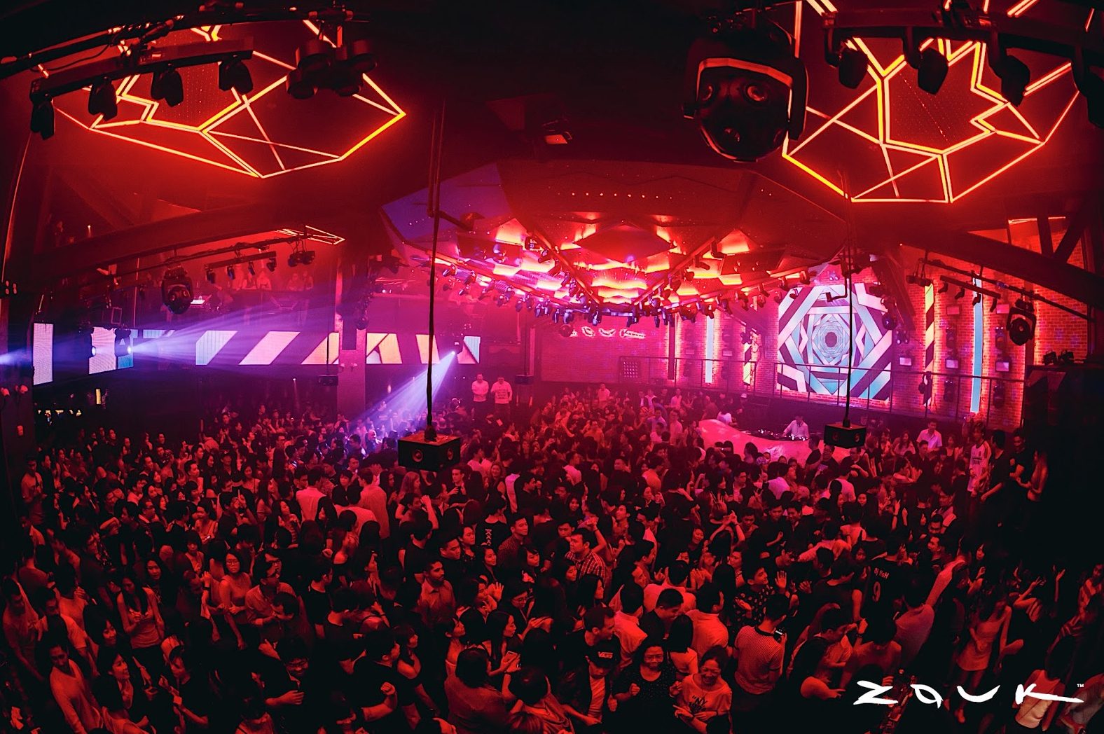 Clubbing in Singapore Courtesy Zouk.