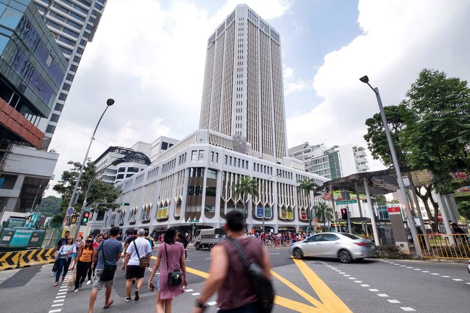 Peninsula Plaza courtesy BusinessTimes.jpg