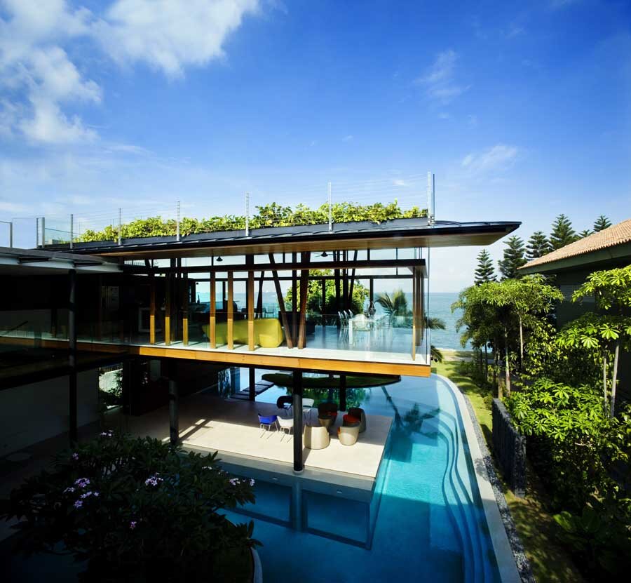 Adjoined pool and sea? The Fish House courtesy e-architect