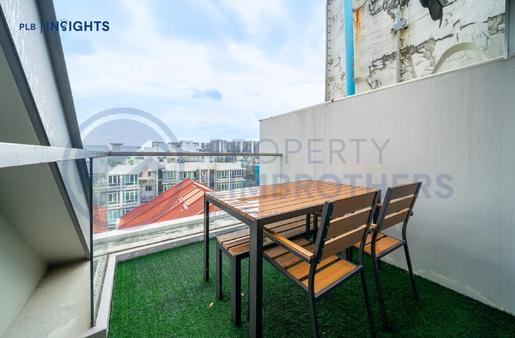 Cosy roof terrace with scenic views